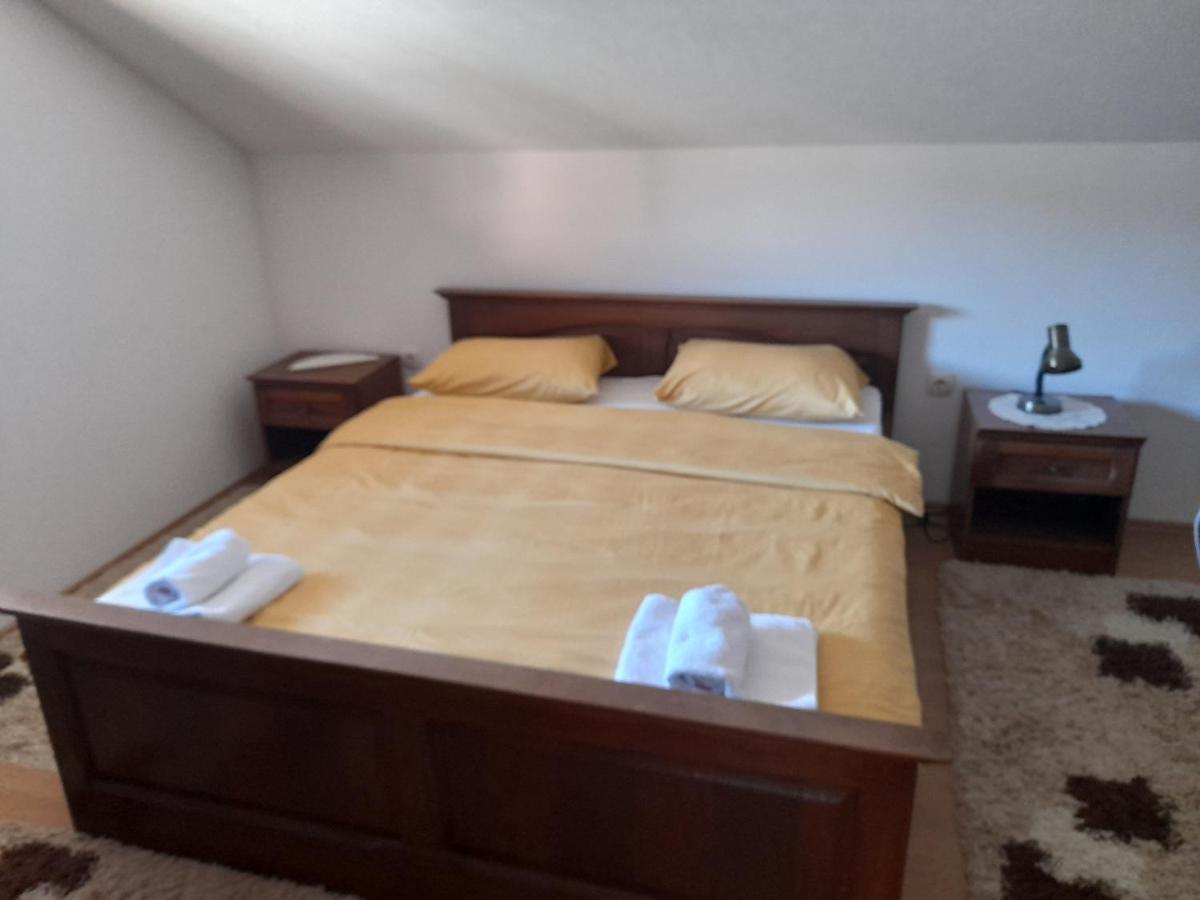 Apartman Zoran Livno Exterior foto